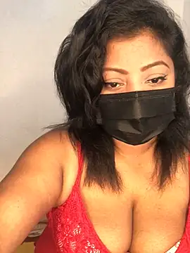 Snapshot of _Cute_ariana_ chatting on 10.29.25  Cute ariana  online show from 10.29.25