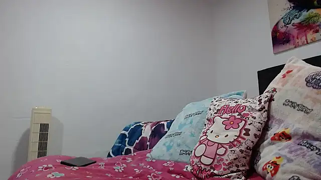 Snapshot of aleera_starxx982 chatting on 02.21.25 aleera starxx982 online show from 02.21.25