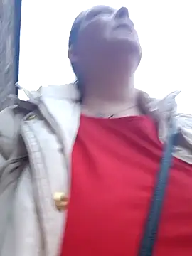 Snapshot of saharaheiss chatting on 01.08.25 saharaheiss online show from 01.08.25