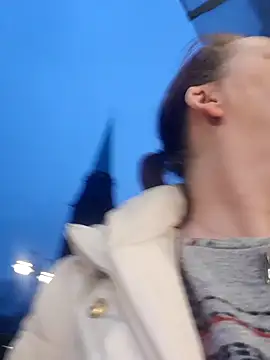 Snapshot of saharaheiss chatting on 02.05.25 saharaheiss online show from 02.05.25