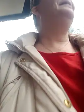 Snapshot of saharaheiss chatting on 02.20.25 saharaheiss online show from 02.20.25