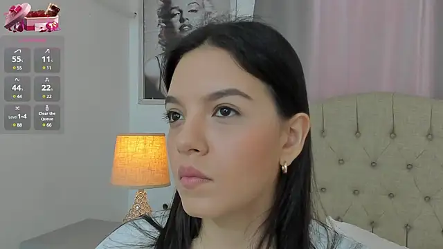 Snapshot of Beautyari_ chatting on 02.20.25 Beautyari online show from 02.20.25