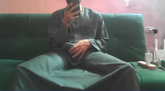 Snapshot of foxsanSs chatting on 02.10.25 foxsanSs online show from 02.10.25