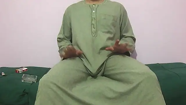 Snapshot of foxsanSs chatting on 09.16.25 foxsanSs online show from 09.16.25