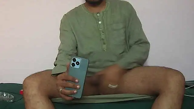 Snapshot of foxsanSs chatting on 09.20.25 foxsanSs online show from 09.20.25