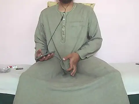 Snapshot of foxsanSs chatting on 10.19.25 foxsanSs online show from 10.19.25