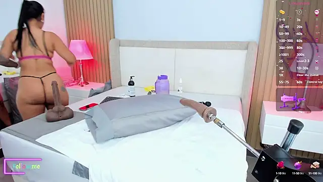 Snapshot of bounce_katty chatting on 02.01.25 bounce katty online show from 02.01.25