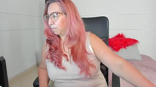 Snapshot of vaalery_sweet chatting on 12.13.24 vaalery sweet online show from 12.13.24