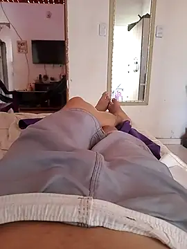 Snapshot of JOHN_GOSTOSO chatting on 10.25.25 JOHN GOSTOSO online show from 10.25.25