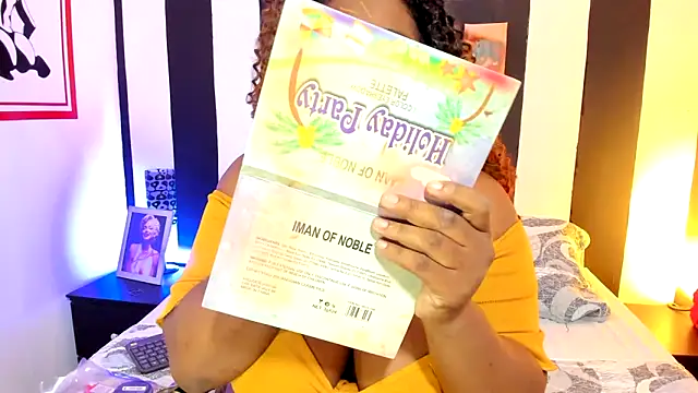 Snapshot of YeminaLeman chatting on 02.09.25 YeminaLeman online show from 02.09.25