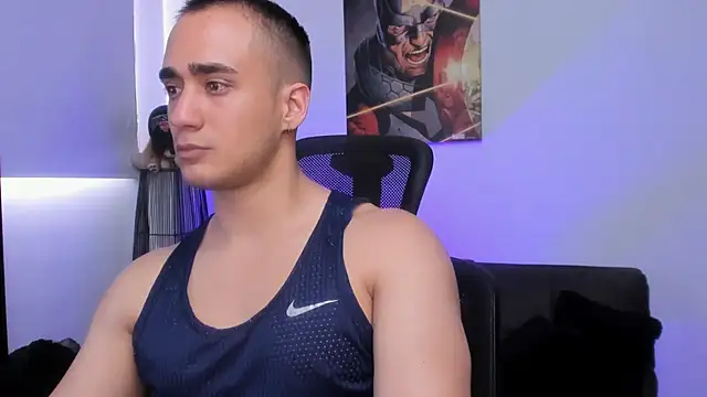 Snapshot of AlexRivera6 chatting on 12.17.24 AlexRivera6 online show from 12.17.24