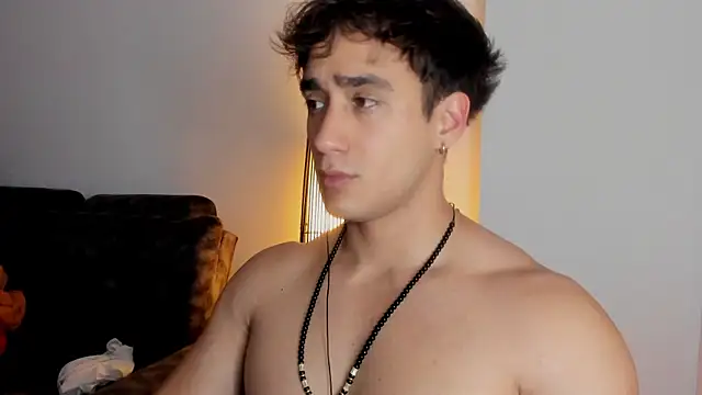 Snapshot of AlexRivera6 chatting on 11.10.25 AlexRivera6 online show from 11.10.25