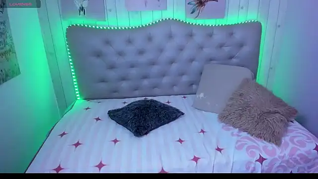 Snapshot of tamara_colliins_ chatting on 03.21.25 tamara colliins  online show from 03.21.25