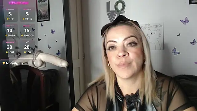 Snapshot of LIila28six chatting on 01.23.25 LIila28six online show from 01.23.25