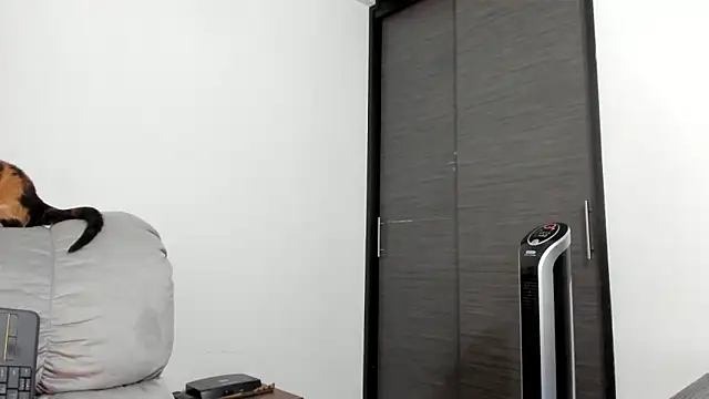 Snapshot of xspecialoomx chatting on 03.13.25 xspecialoomx online show from 03.13.25