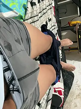 Snapshot of elvis0966 chatting on 12.16.24 elvis0966 online show from 12.16.24