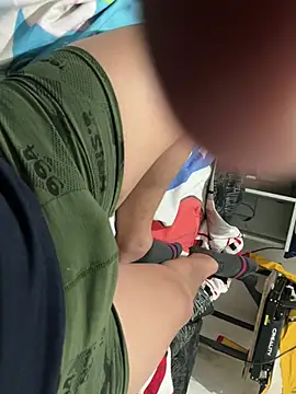 Snapshot of elvis0966 chatting on 01.05.25 elvis0966 online show from 01.05.25