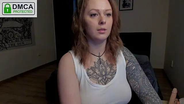 Snapshot of cathy__cass chatting on 03.07.25 cathy cass online show from 03.07.25