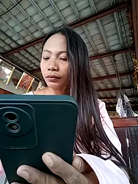 Snapshot of KinkyKit_May chatting on 01.14.25 KinkyKit May online show from 01.14.25