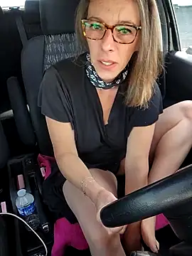 Snapshot of Oriane_Jackson chatting on 09.28.25 Oriane Jackson online show from 09.28.25