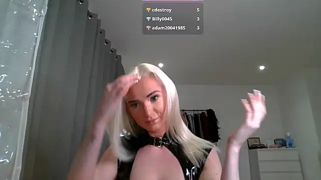 Snapshot of chelseablonde chatting on 02.12.25 chelseablonde online show from 02.12.25