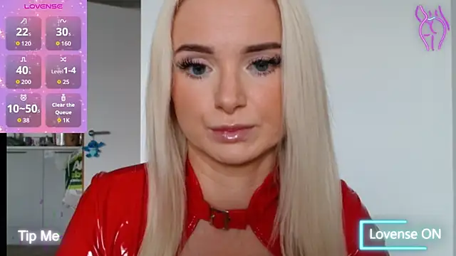 Snapshot of chelseablonde chatting on 09.09.25 chelseablonde online show from 09.09.25