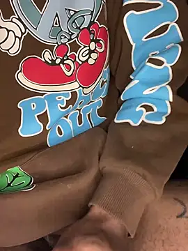 Snapshot of SlxmXBlxck chatting on 12.17.24 SlxmXBlxck online show from 12.17.24