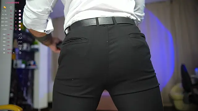 Snapshot of Demianblake chatting on 03.05.25 Demianblake online show from 03.05.25