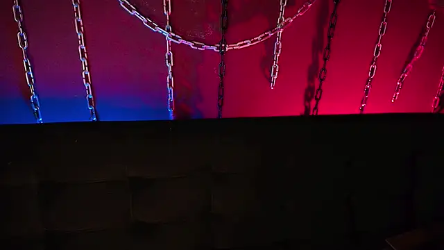 Snapshot of Laura_takint chatting on 01.03.25 Laura takint online show from 01.03.25