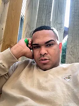 Snapshot of marhi32 chatting on 09.11.25 marhi32 online show from 09.11.25