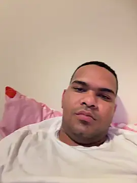 Snapshot of marhi32 chatting on 10.07.25 marhi32 online show from 10.07.25