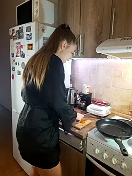 Snapshot of Keli_Jessi chatting on 12.02.24 Keli Jessi online show from 12.02.24