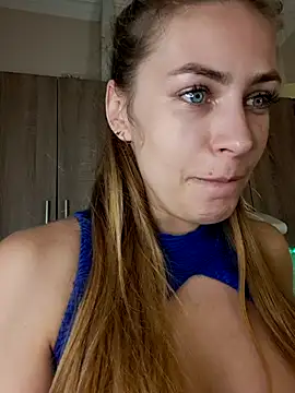 Snapshot of Keli_Jessi chatting on 02.09.25 Keli Jessi online show from 02.09.25