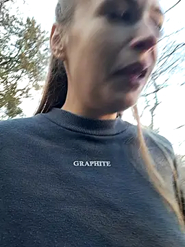 Snapshot of Keli_Jessi chatting on 03.07.25 Keli Jessi online show from 03.07.25