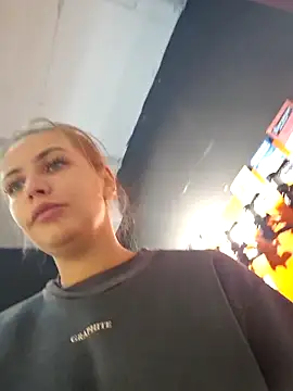 Snapshot of Keli_Jessi chatting on 10.03.25 Keli Jessi online show from 10.03.25