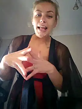 Snapshot of Keli_Jessi chatting on 10.15.25 Keli Jessi online show from 10.15.25