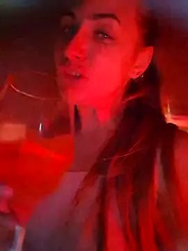 Snapshot of Keli_Jessi chatting on 10.26.25 Keli Jessi online show from 10.26.25