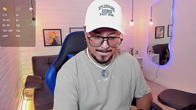 Snapshot of DaviidEvans_ chatting on 09.16.25 DaviidEvans  online show from 09.16.25