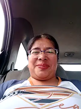 Snapshot of __valentina18 chatting on 12.20.24   valentina18 online show from 12.20.24