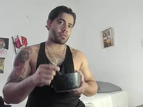 Snapshot of _Coddygold_ chatting on 12.30.24  Coddygold  online show from 12.30.24