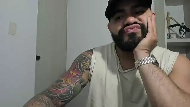 Snapshot of _Coddygold_ chatting on 09.23.25  Coddygold  online show from 09.23.25