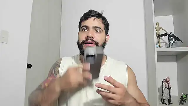 Snapshot of _Coddygold_ chatting on 10.02.25  Coddygold  online show from 10.02.25