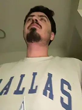 Snapshot of Bbyboyivan chatting on 01.11.25 Bbyboyivan online show from 01.11.25