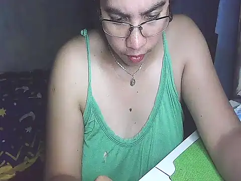 Snapshot of lovely_samxxx24 chatting on 12.14.24 lovely samxxx24 online show from 12.14.24