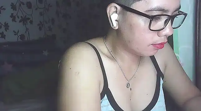 Snapshot of lovely_samxxx24 chatting on 02.25.25 lovely samxxx24 online show from 02.25.25