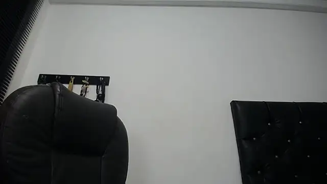 Snapshot of alejandraluxt chatting on 01.31.25 alejandraluxt online show from 01.31.25