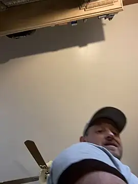 Snapshot of smokeymt420 chatting on 01.17.25 smokeymt420 online show from 01.17.25