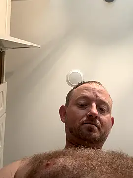 Snapshot of smokeymt420 chatting on 10.06.25 smokeymt420 online show from 10.06.25