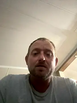 Snapshot of smokeymt420 chatting on 11.14.25 smokeymt420 online show from 11.14.25