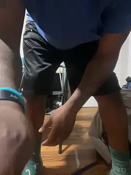 Snapshot of Makeyoucumallover chatting on 10.03.25 Makeyoucumallover online show from 10.03.25